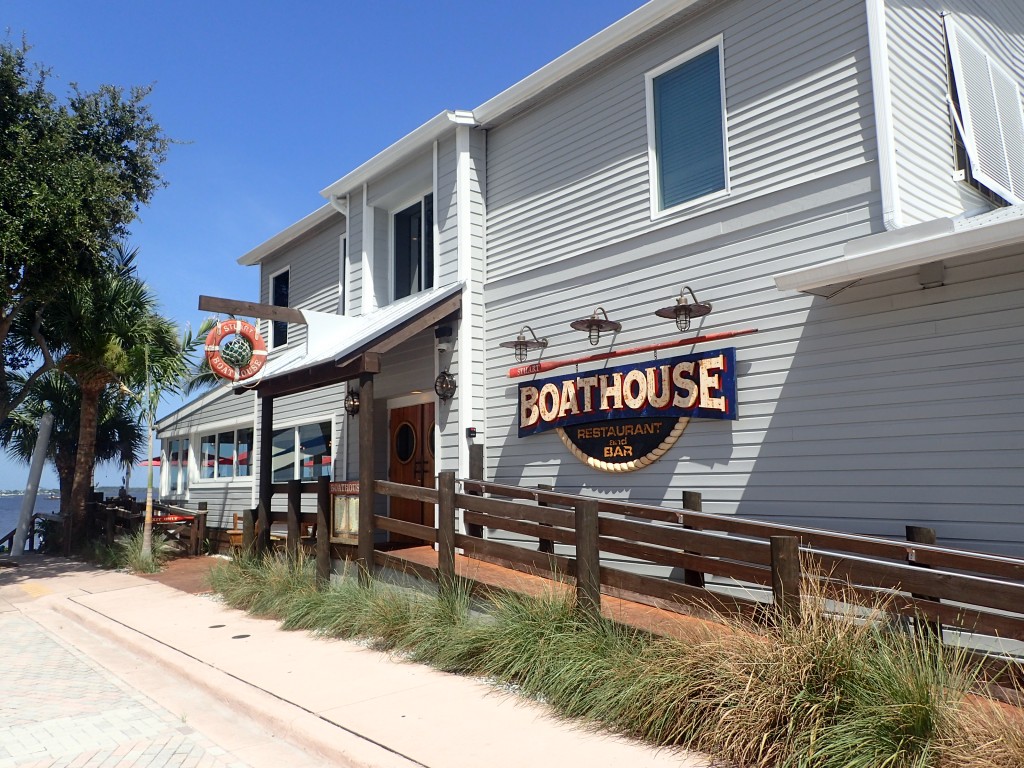 Stuart Boat House Restaurant – KMB Travel Blog